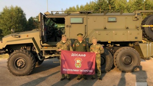 ДОСААФ Республики Татарстан готовит третий бронеавтомобиль «Ахмат» для отправки в район проведения специальной военной операции.
